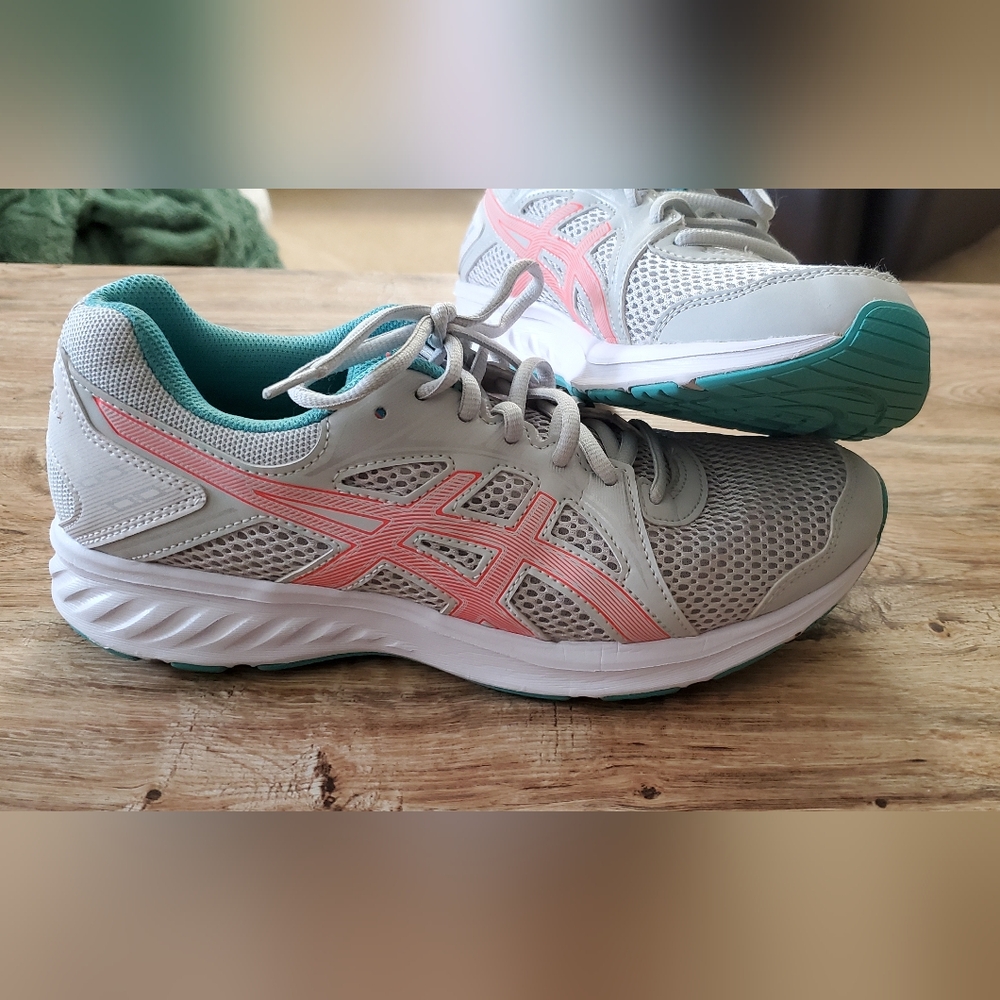 ASICS